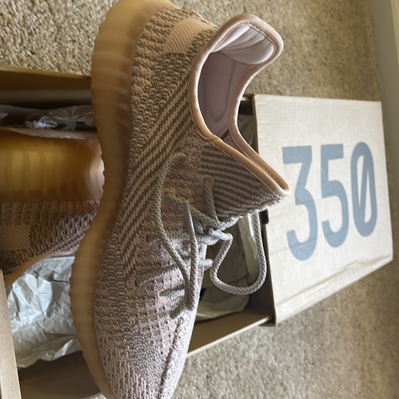 Yeezy 350 synth reflective mens size 10.5 brand new with tags main image 4
